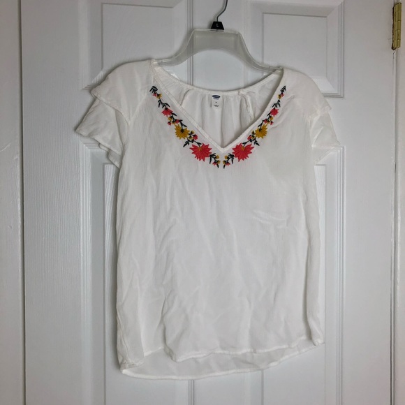 Old Navy Tops - Old Navy White Floral Embroidered Blouse Size M